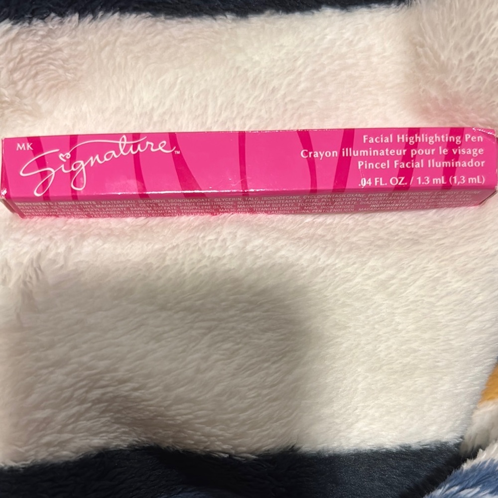 Mary Kay Radiant Pink Highlighter